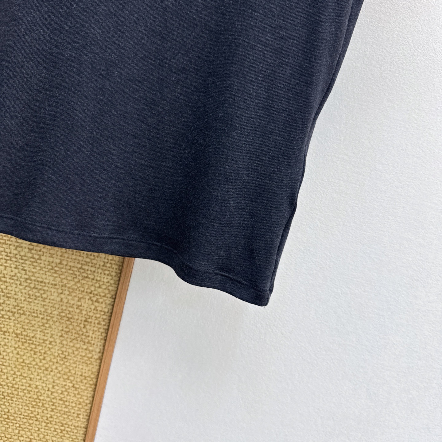 Women's short sleeves